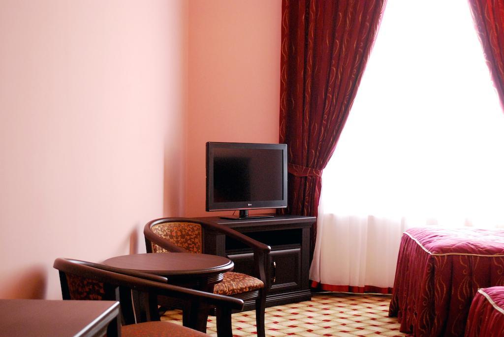 Jahon Palace ซามาร์คันด์ ภายนอก รูปภาพ